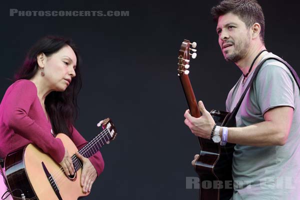 RODRIGO Y GABRIELA - 2015-08-28 - SAINT CLOUD - Domaine National - Grande Scene - 